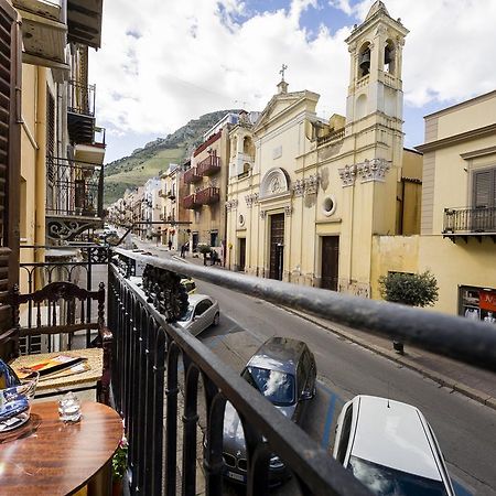 Hotel Agli Affreschi Castellammare del Golfo Exterior foto